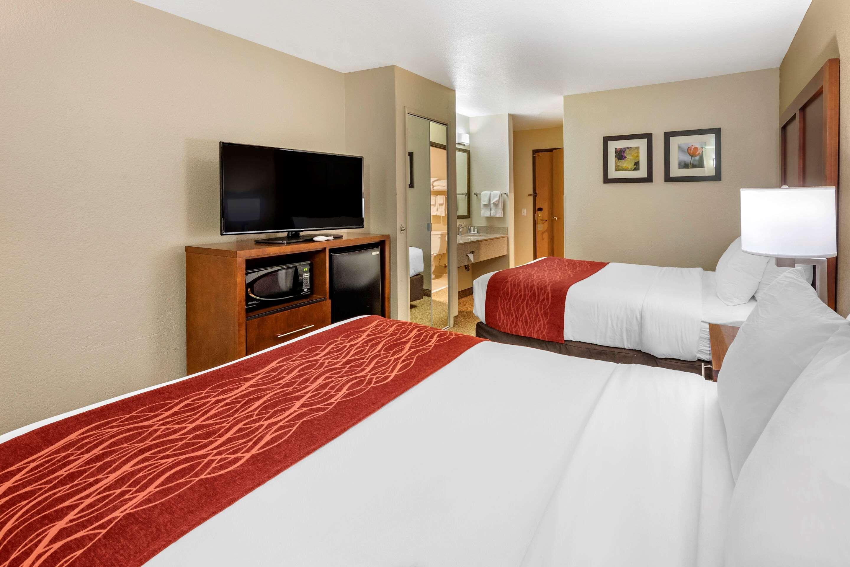 Comfort Inn Fontana Buitenkant foto