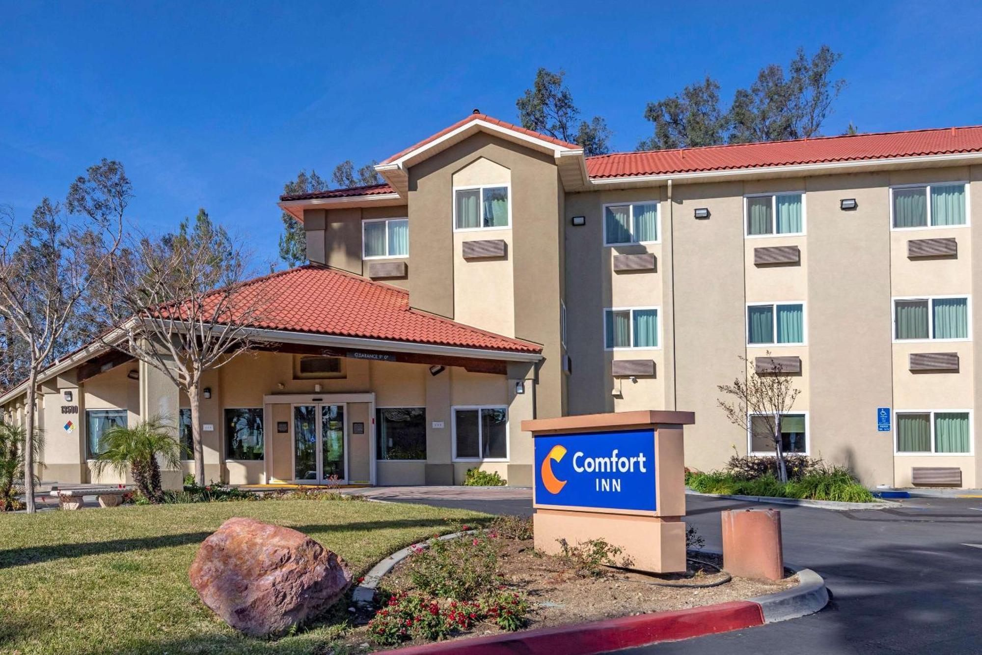 Comfort Inn Fontana Buitenkant foto